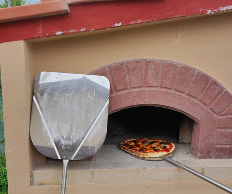 pala rettangolare per infornare la pizza